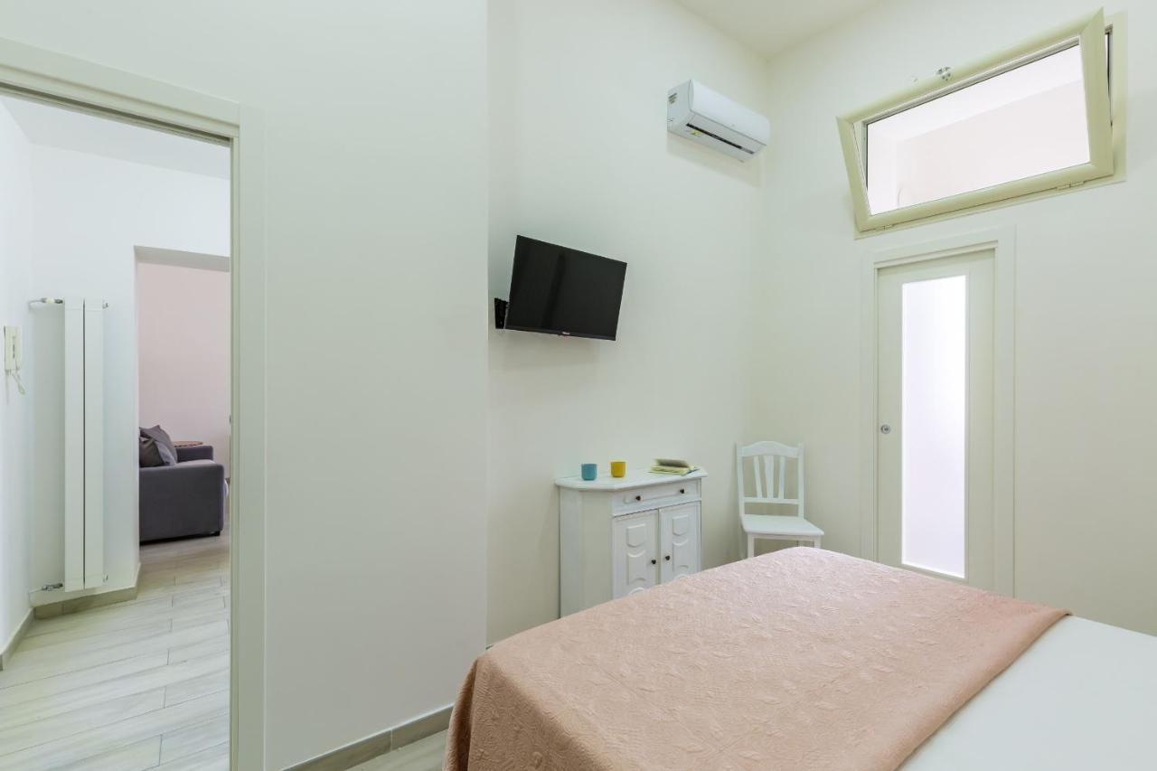 Chiara Modern Apartment By Wonderful Italy 那不勒斯 外观 照片