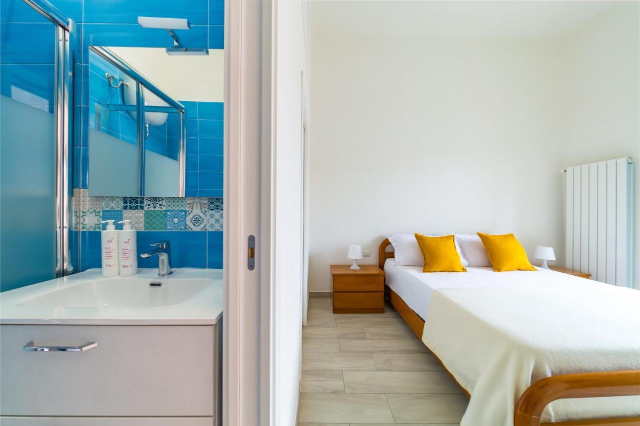 Chiara Modern Apartment By Wonderful Italy 那不勒斯 外观 照片